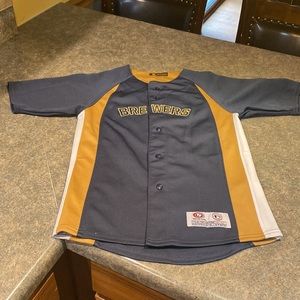 Milwaukee Brewers shirt